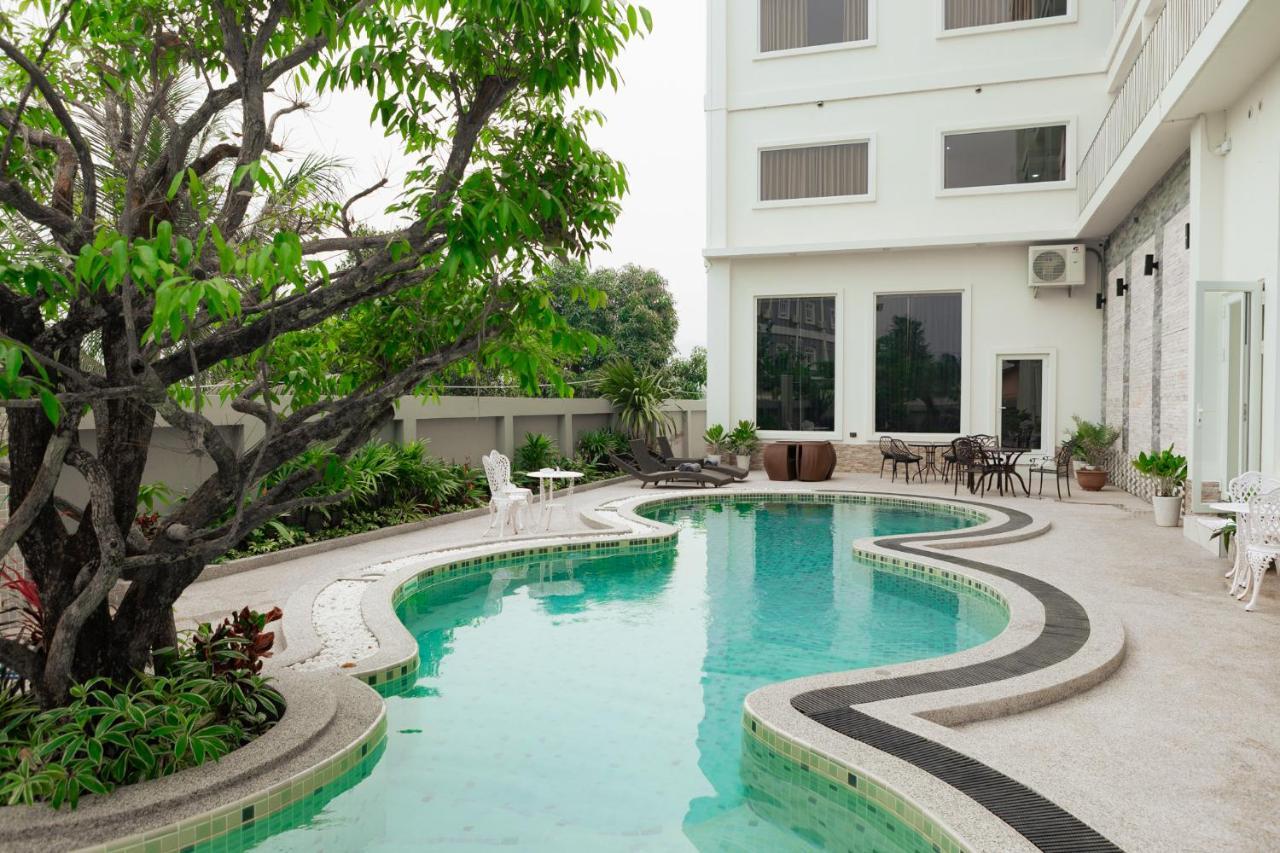 S Vangvieng Boutique Hotel Vang Vieng Dış mekan fotoğraf