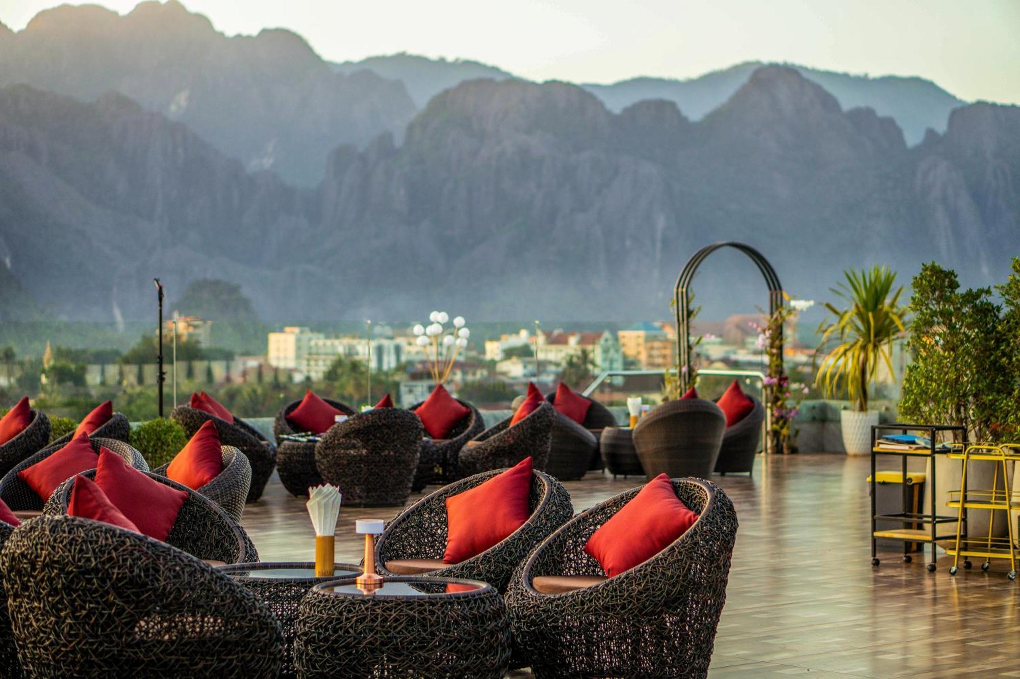S Vangvieng Boutique Hotel Vang Vieng Dış mekan fotoğraf